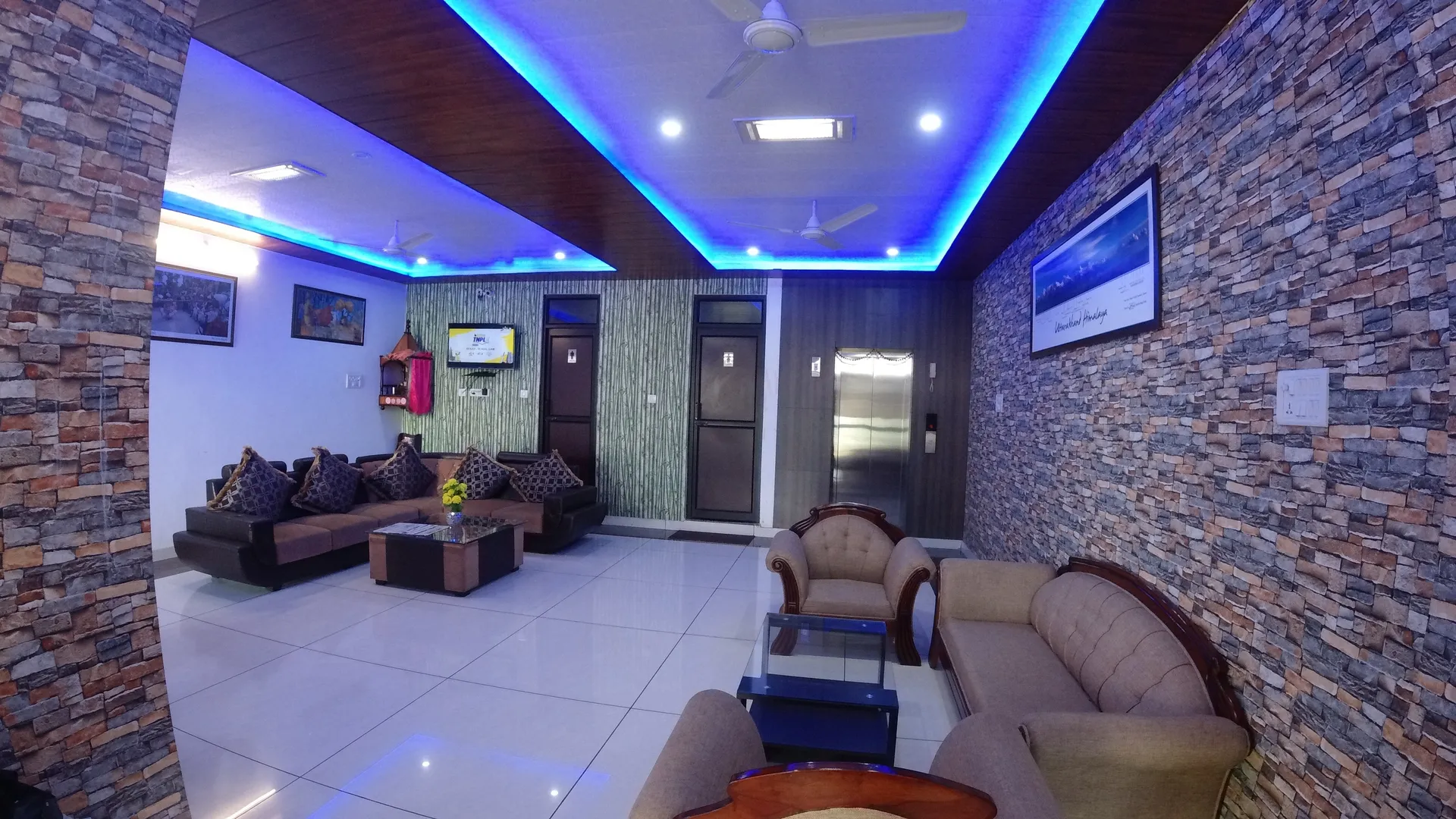 Hotel Aeradyo Inn Common Area