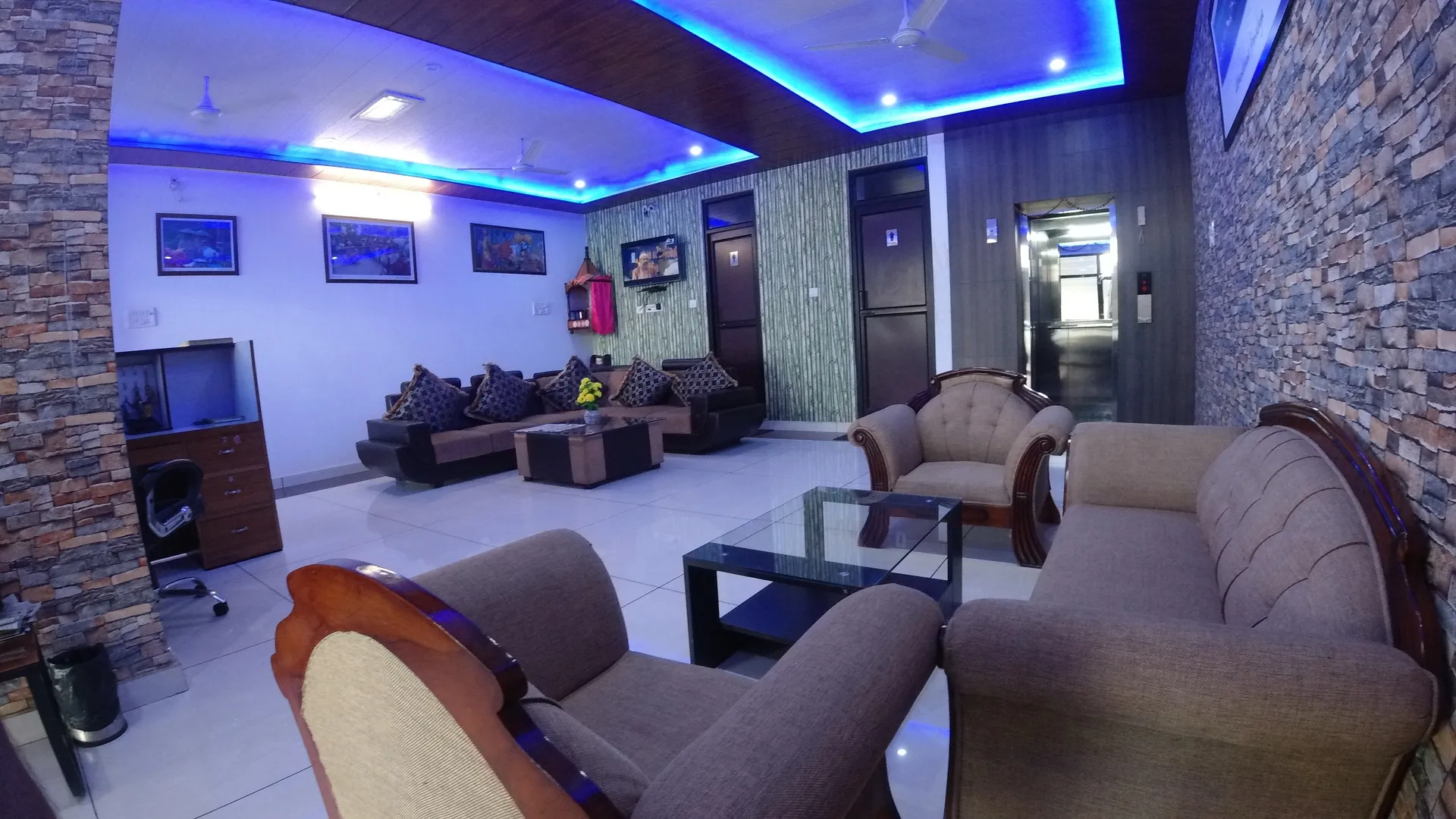 Hotel Aeradyo Inn Common Area
