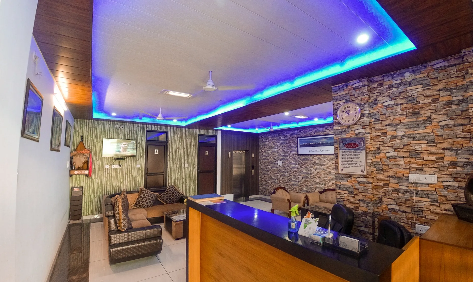Hotel Aeradyo Inn Reception