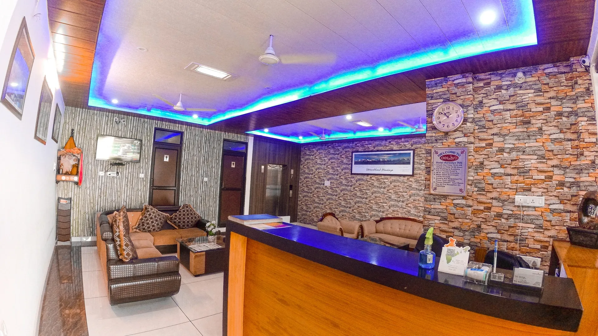 Hotel Aeradyo Inn Reception