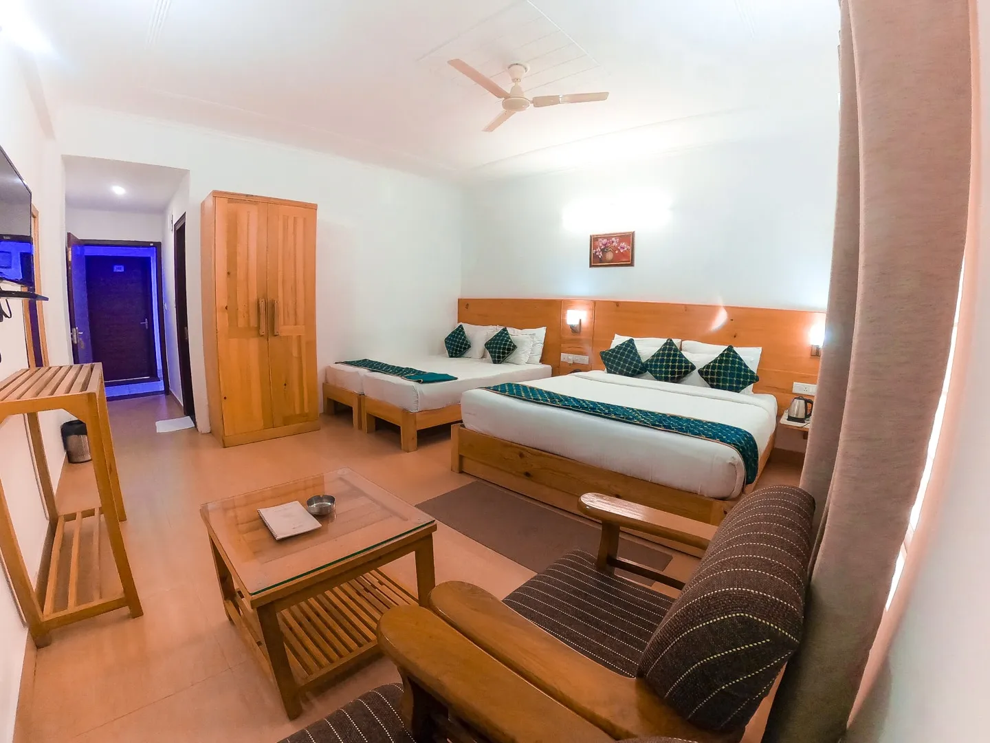 Hotel Aeradyo Inn Room