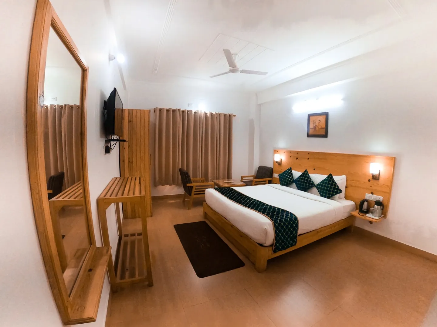 Hotel Aeradyo Inn Room