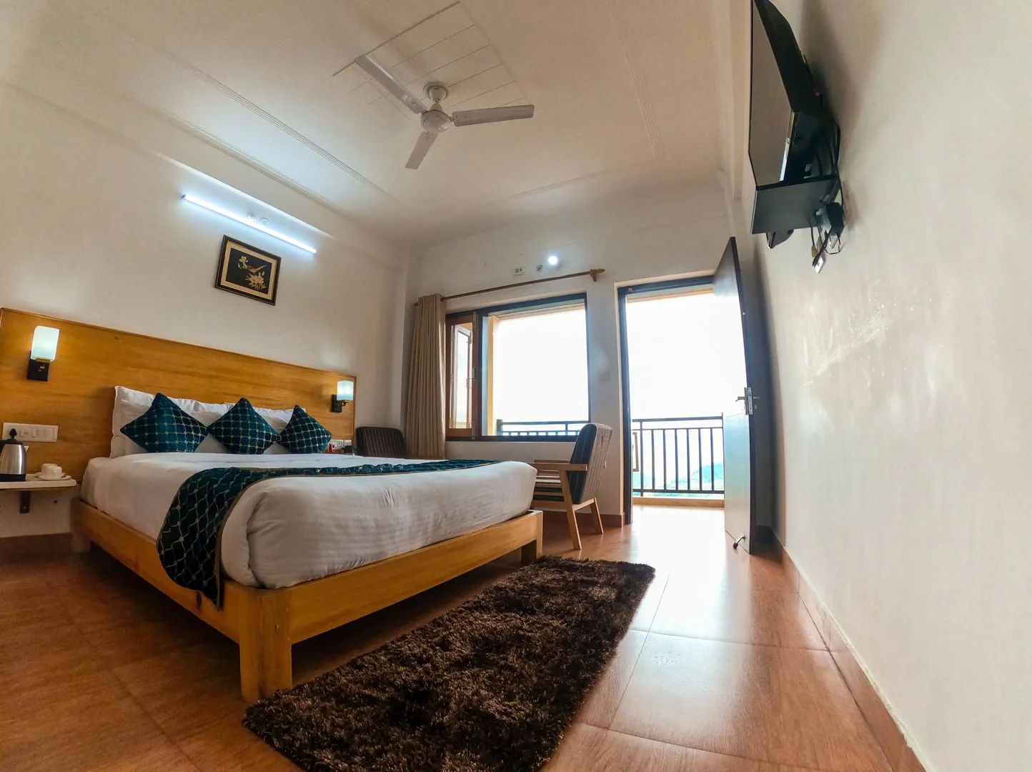 Hotel Aeradyo Inn Room
