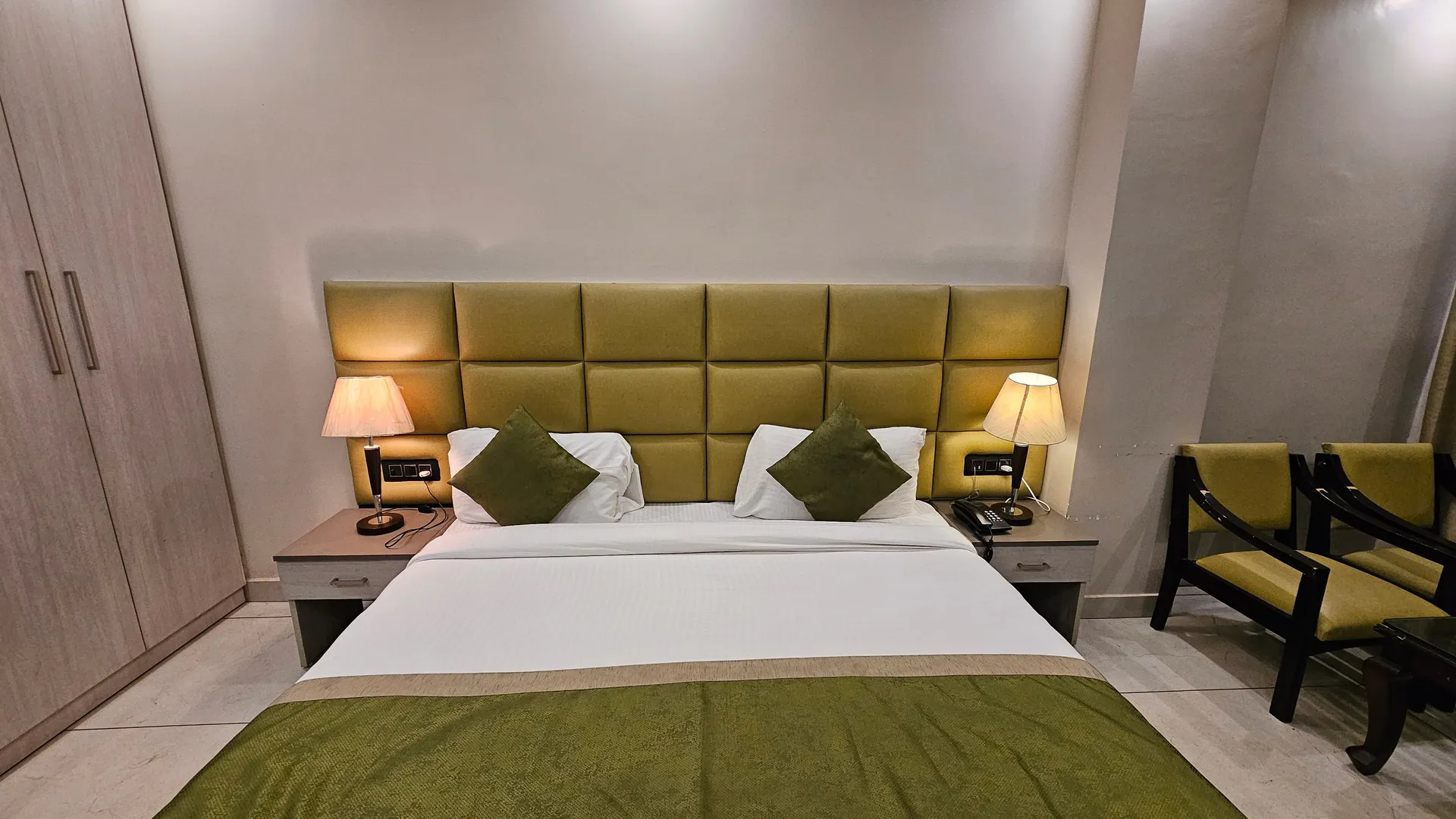 Sunita Elite Room