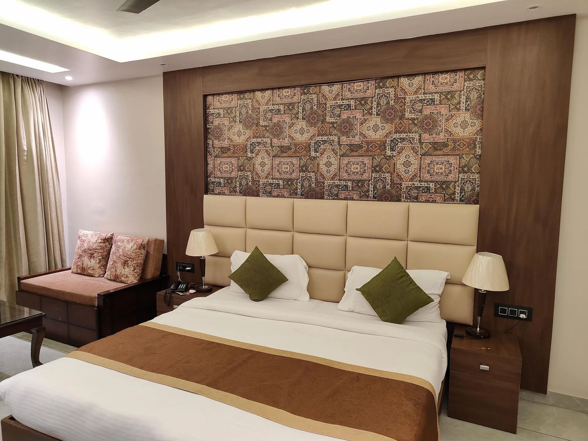 Sunita Elite Room
