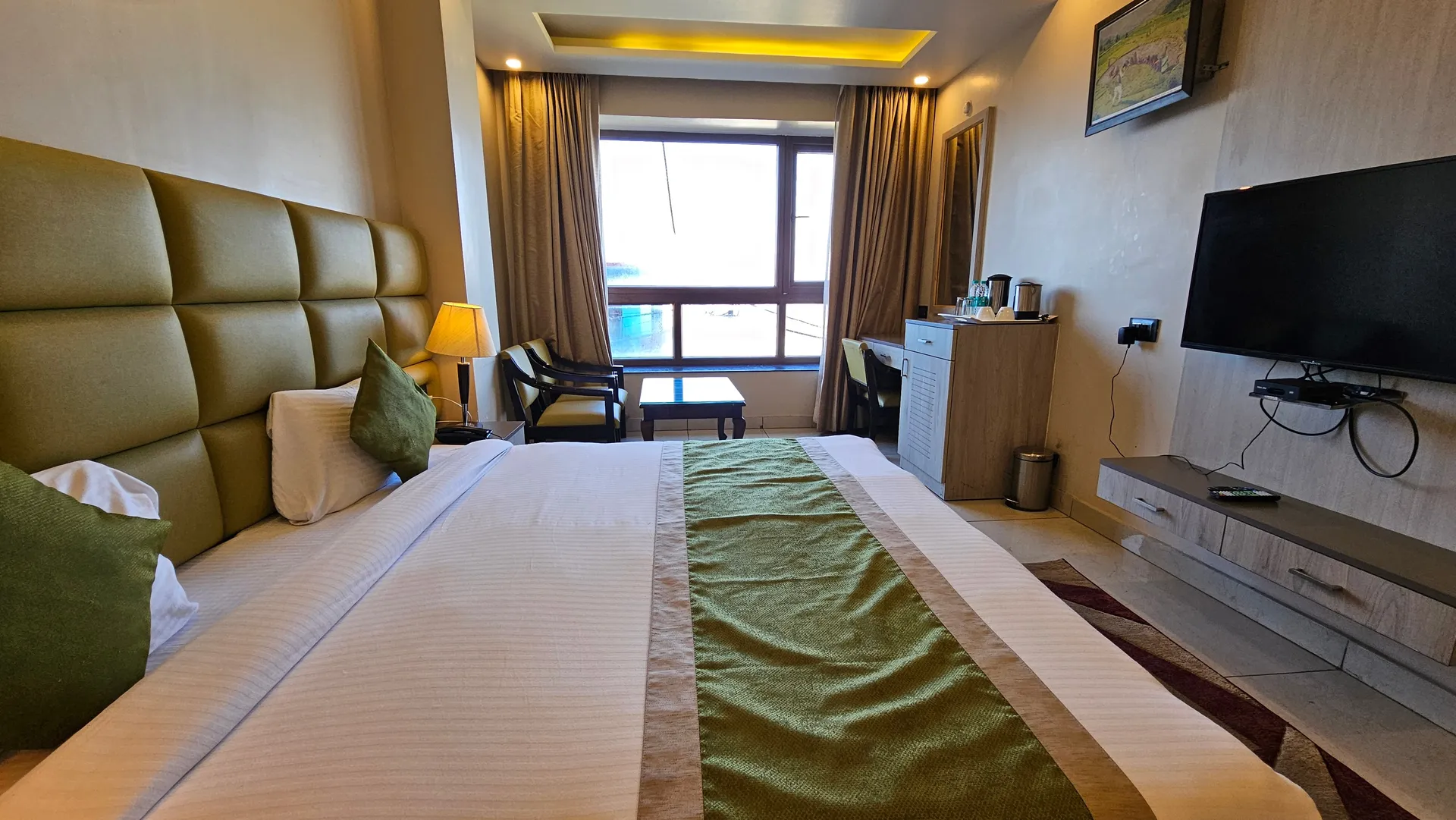 Sunita Elite Room