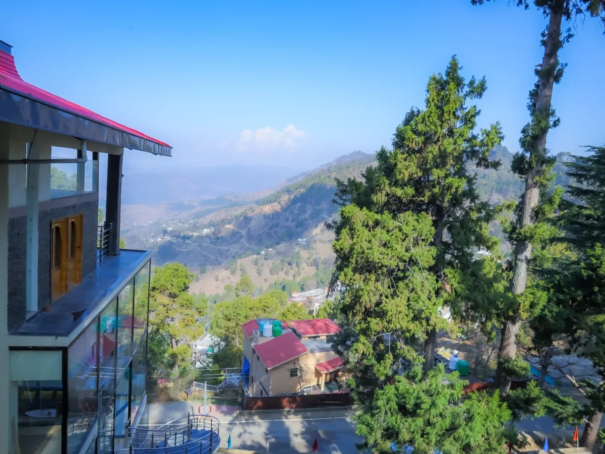 The Mountain Paradise Resort, Almora Facade