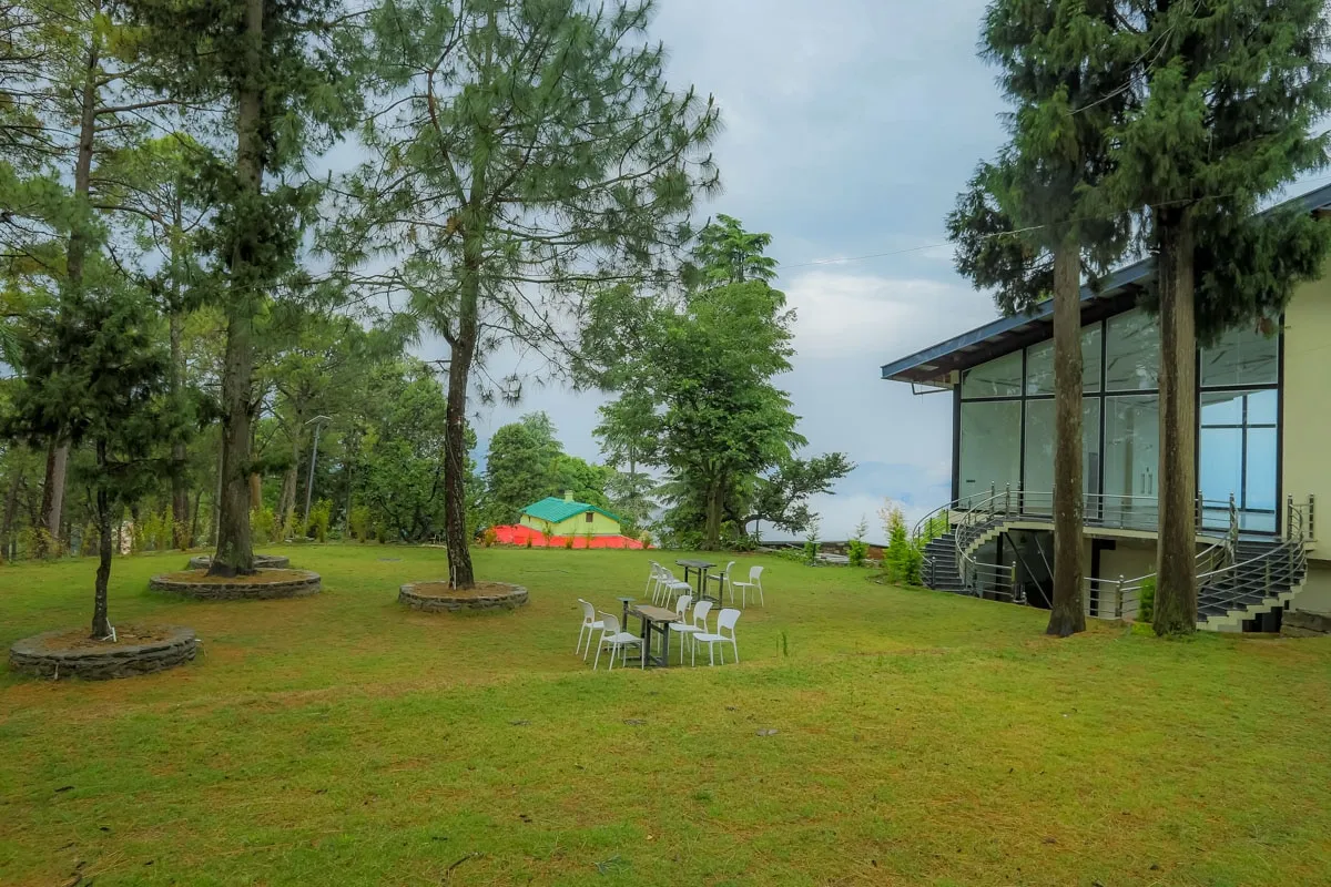 The Mountain Paradise Resort, Almora Garden