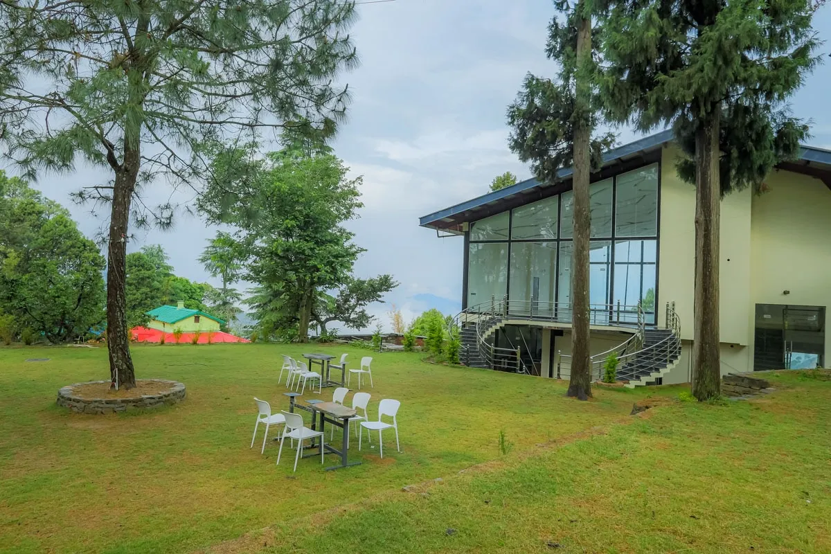 The Mountain Paradise Resort, Almora Garden