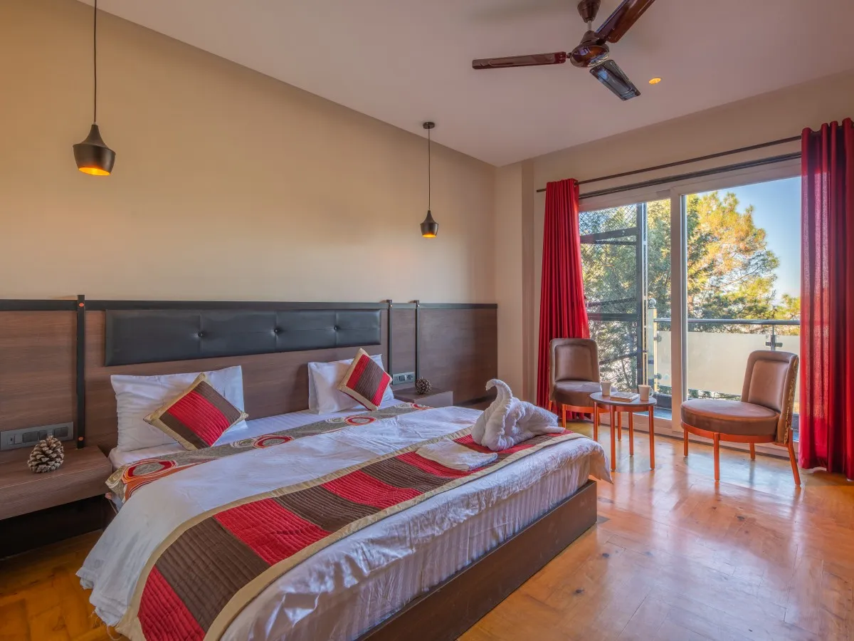 The Mountain Paradise Resort, Almora Room