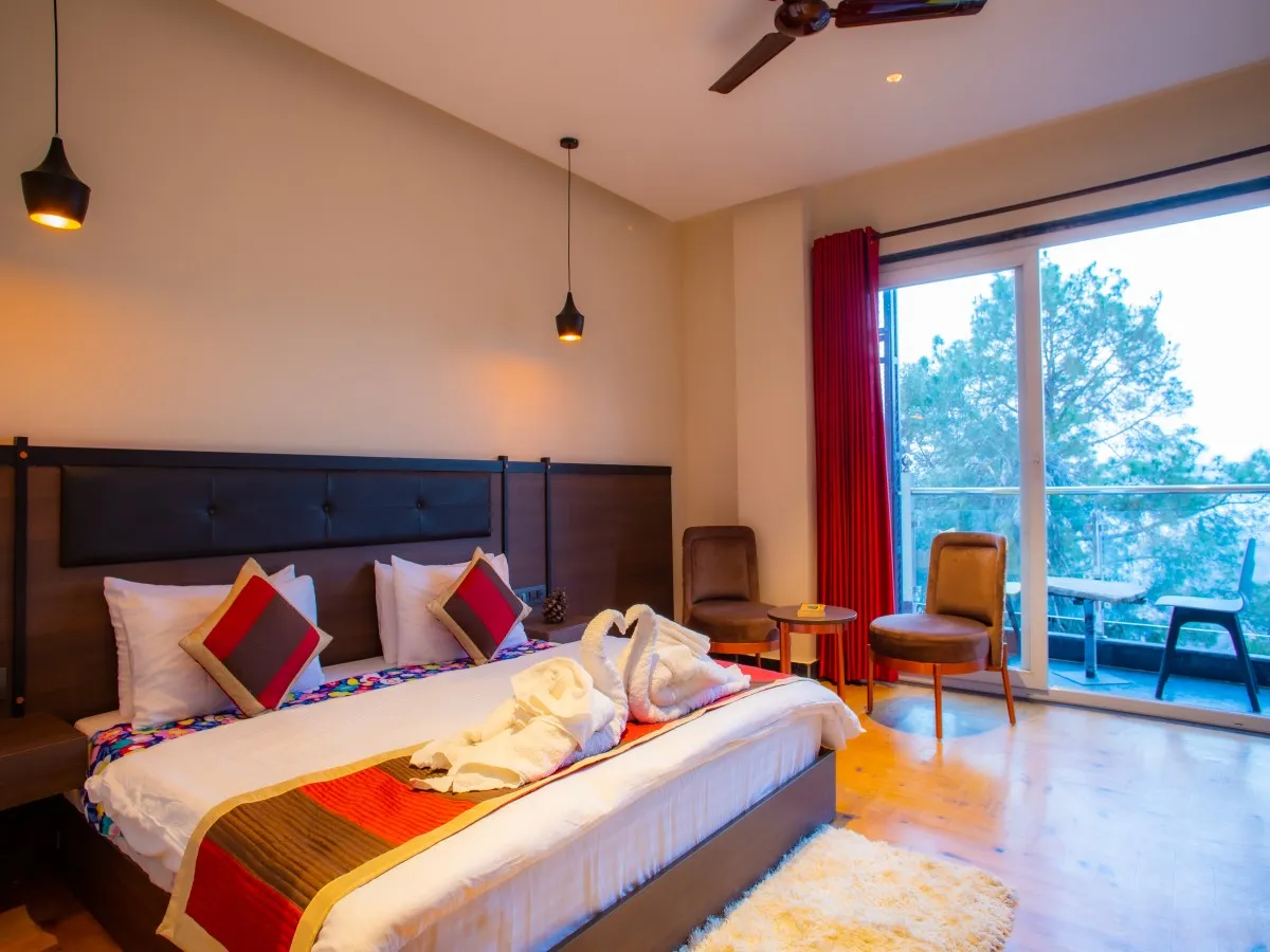 The Mountain Paradise Resort, Almora Room