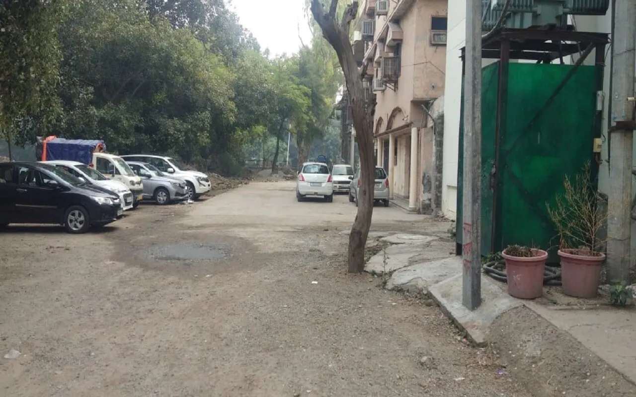 HOTEL GRAND HRIDEY Parking