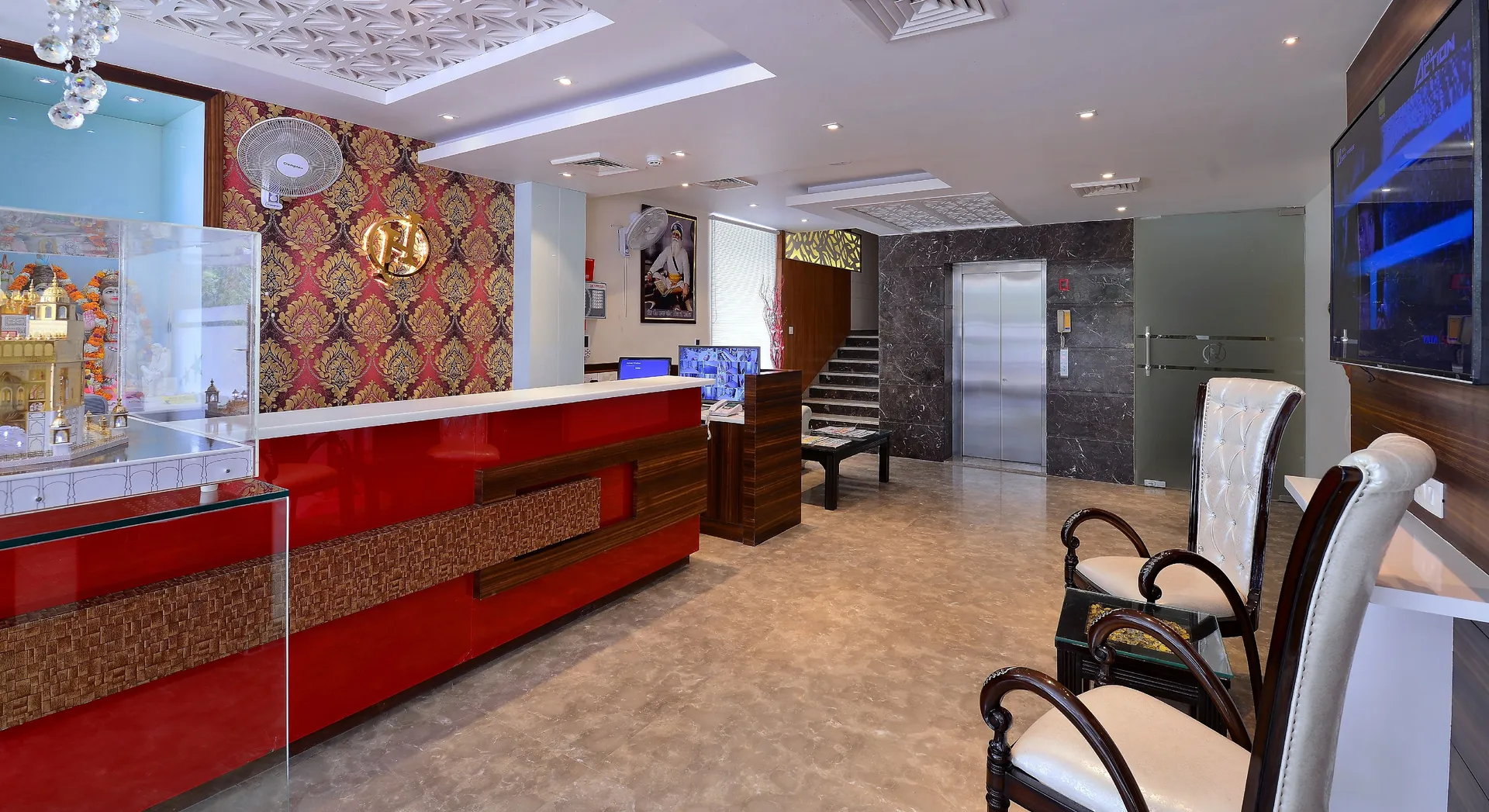 HOTEL GRAND HRIDEY Reception