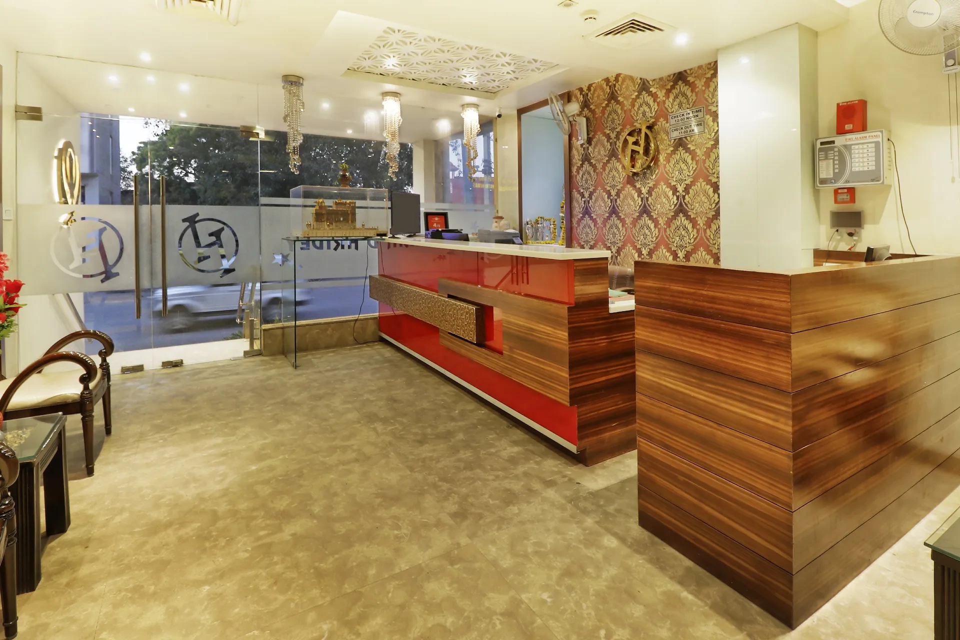 HOTEL GRAND HRIDEY Reception
