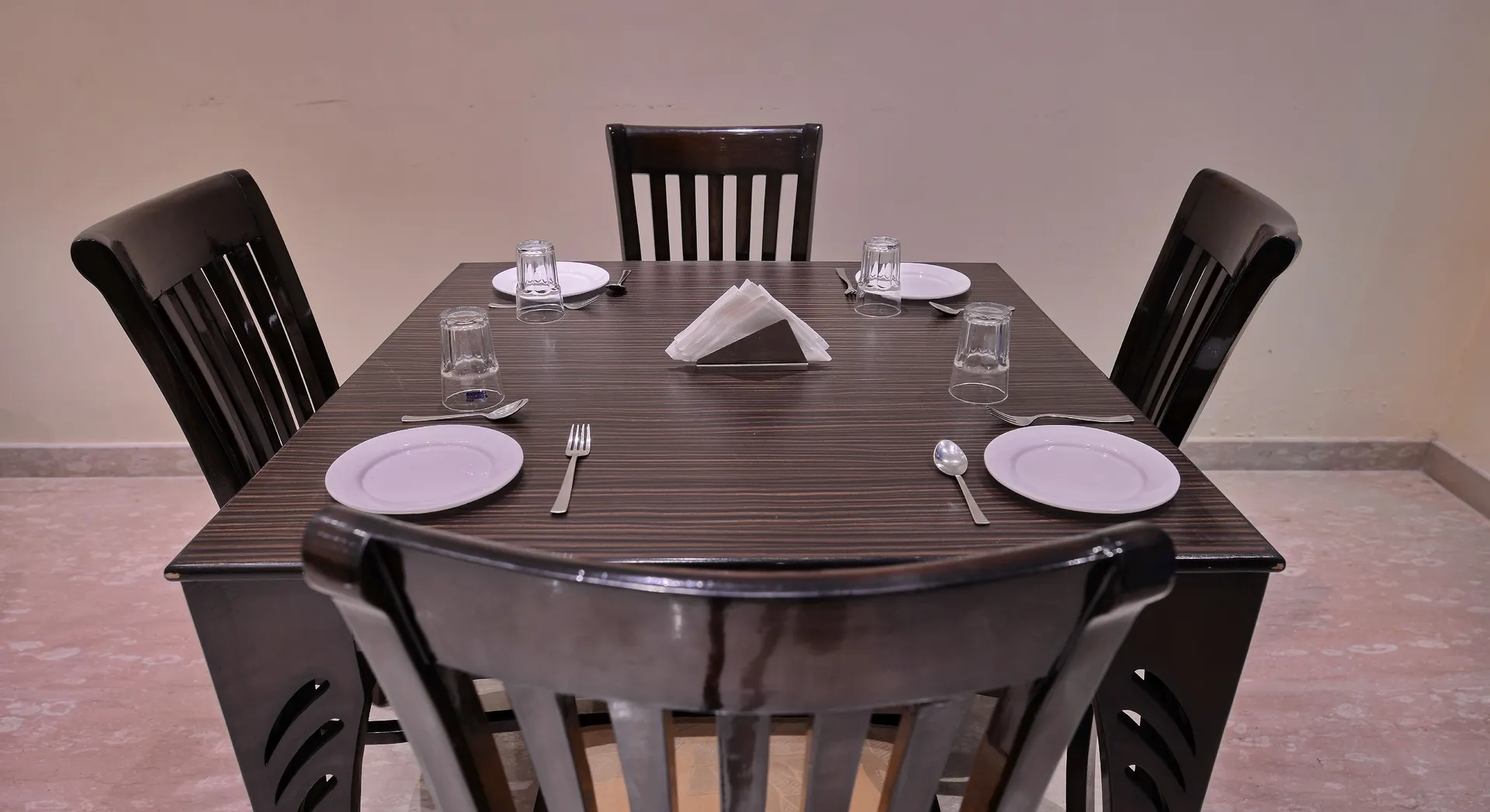 HOTEL GRAND HRIDEY Restaurant