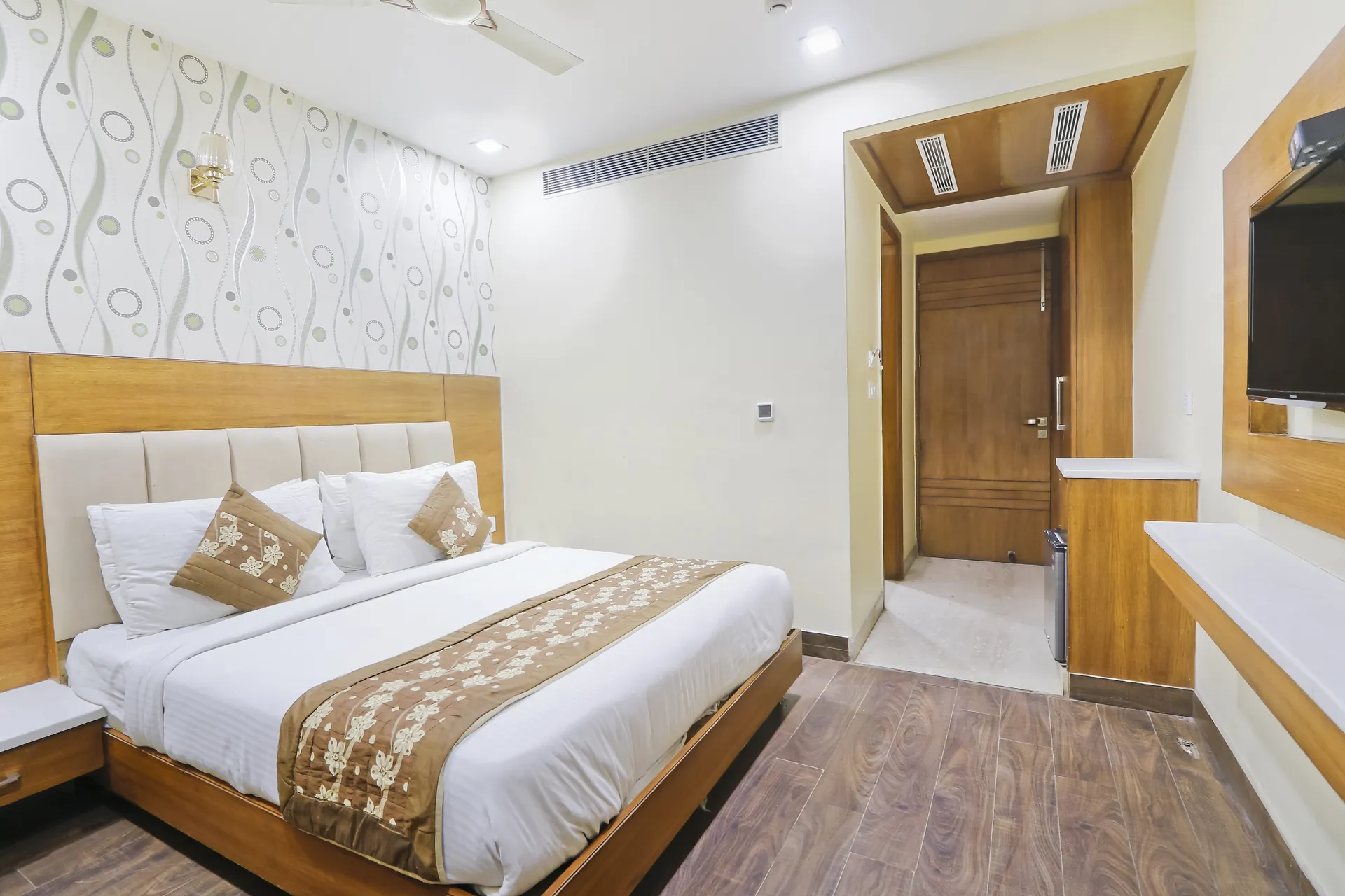 HOTEL GRAND HRIDEY Room