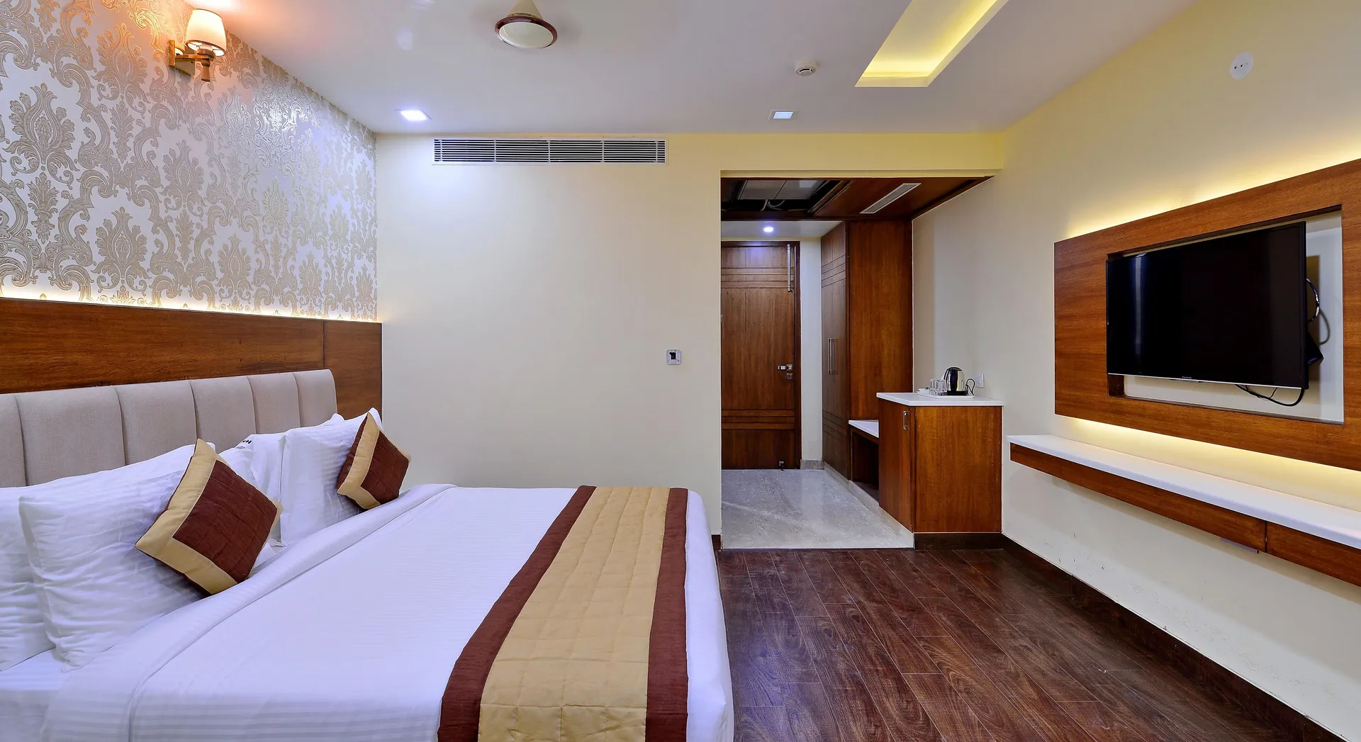 HOTEL GRAND HRIDEY Room
