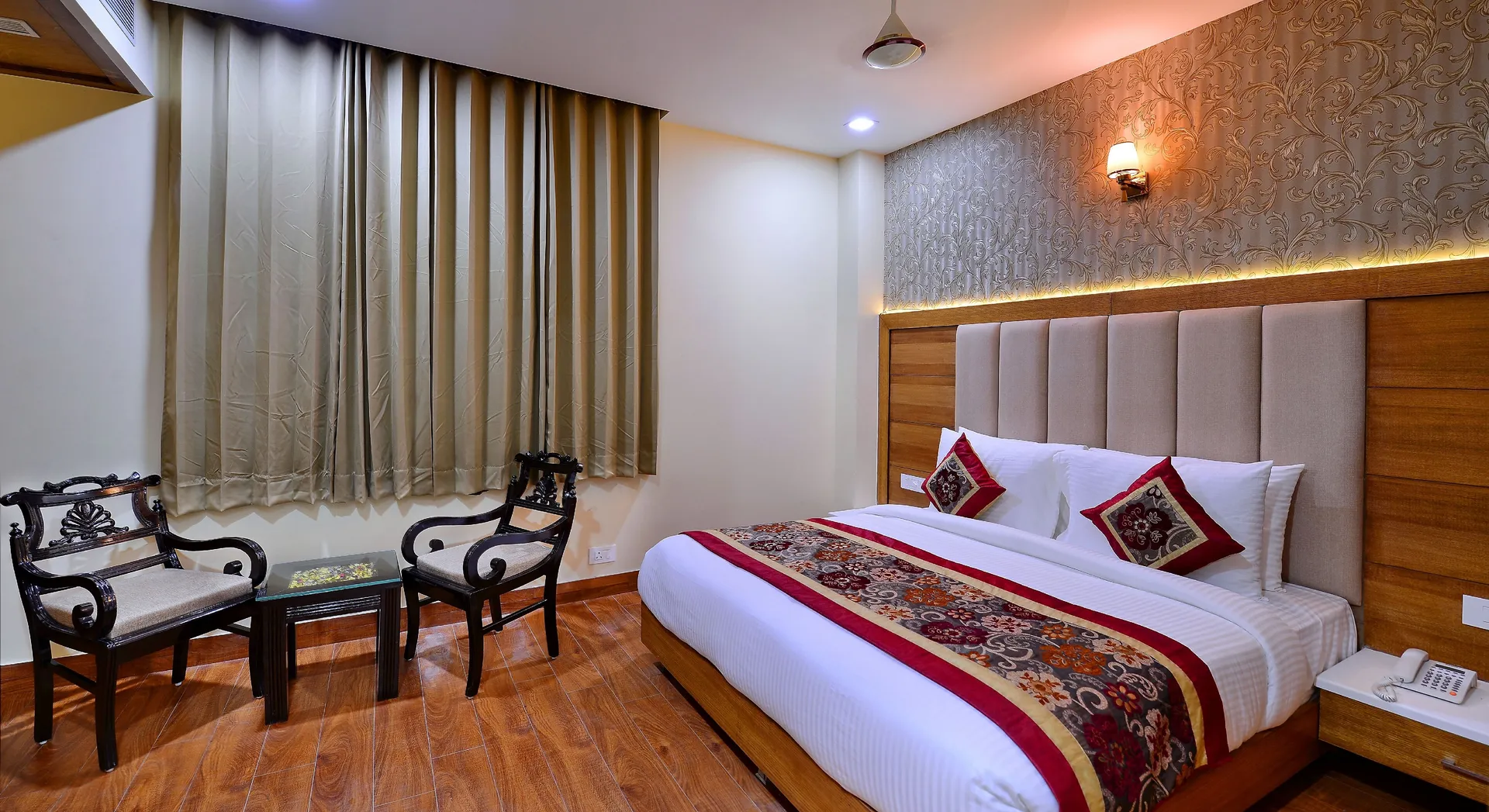 HOTEL GRAND HRIDEY Room