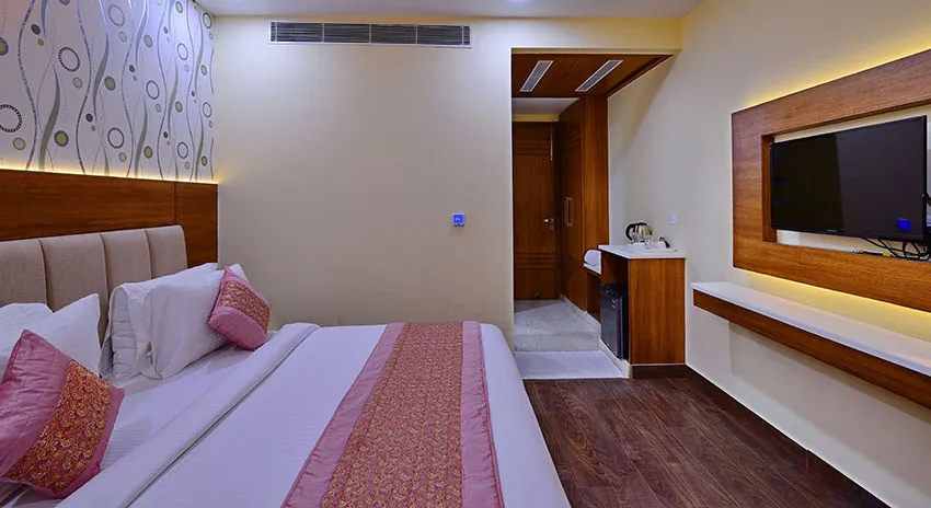 HOTEL GRAND HRIDEY Room