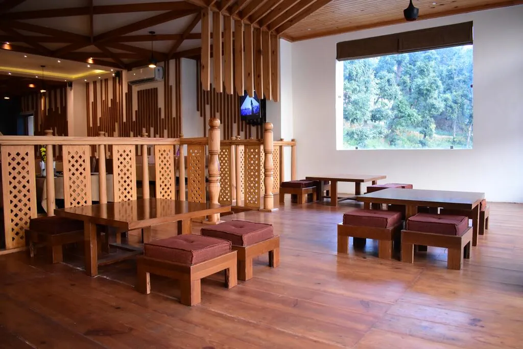 Aaroham The Watergate Hotel Bhimtal Common Area