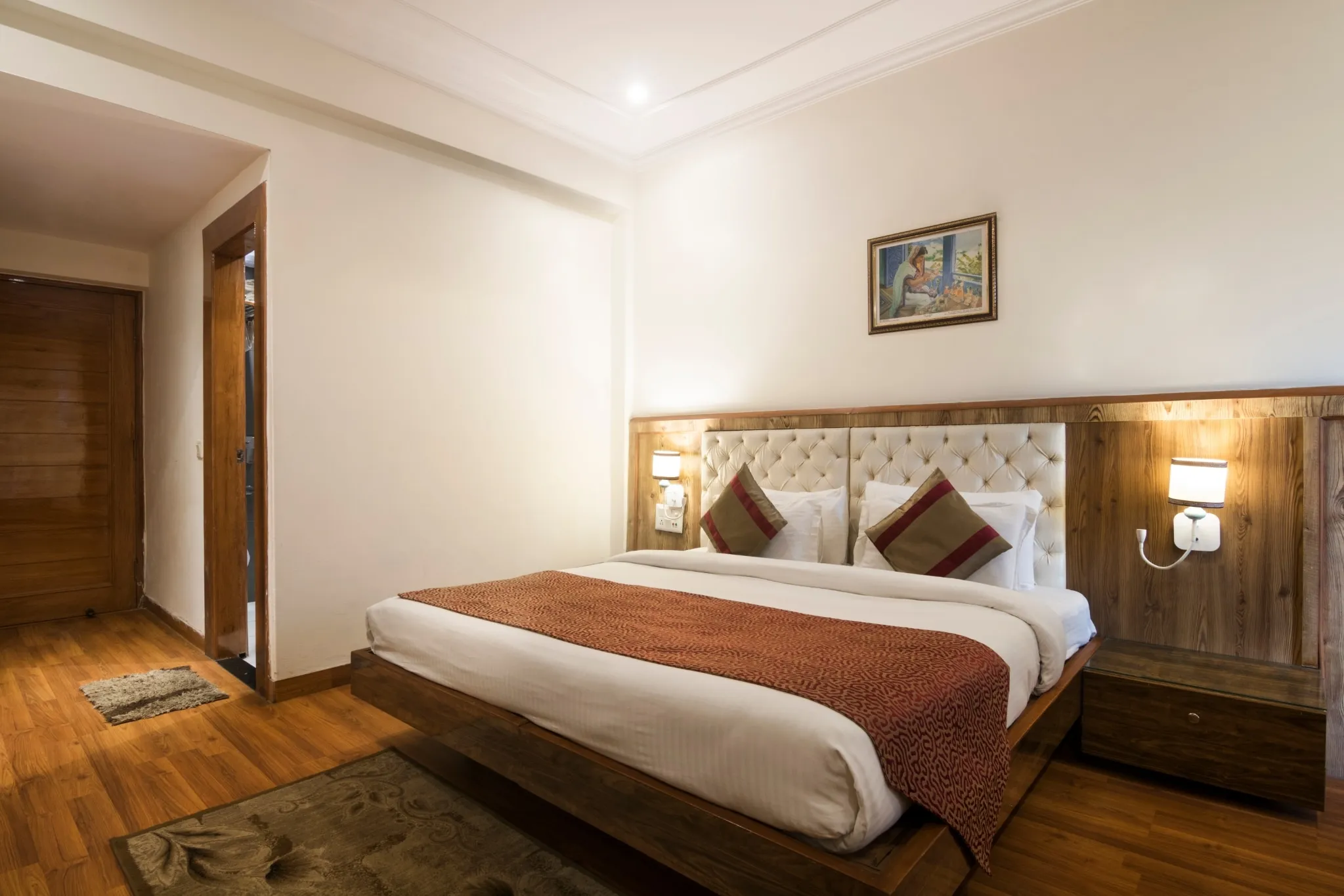 Aaroham The Watergate Hotel Bhimtal Room