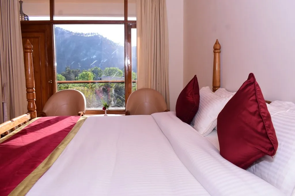 Aaroham The Watergate Hotel Bhimtal Room