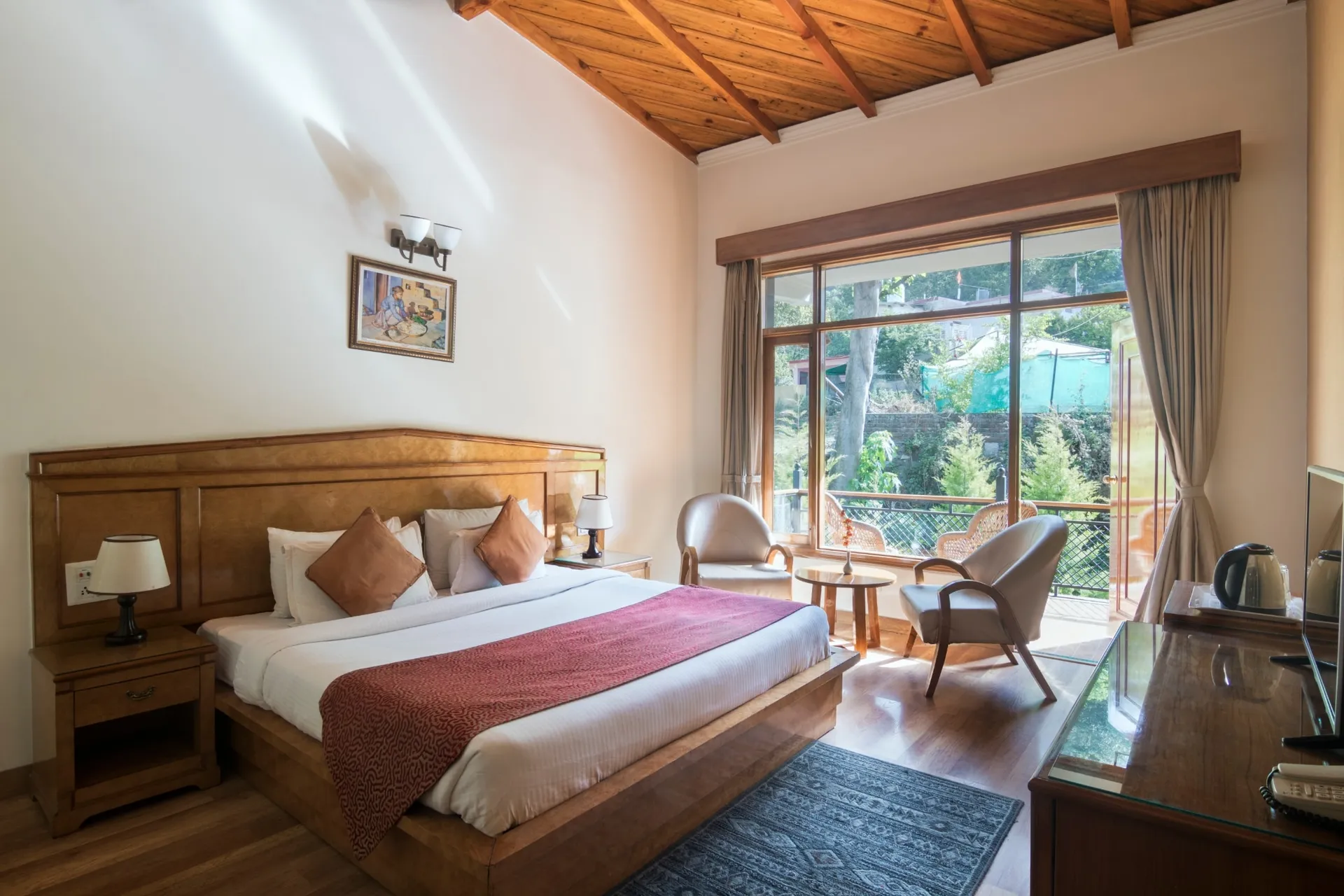 Aaroham The Watergate Hotel Bhimtal Room