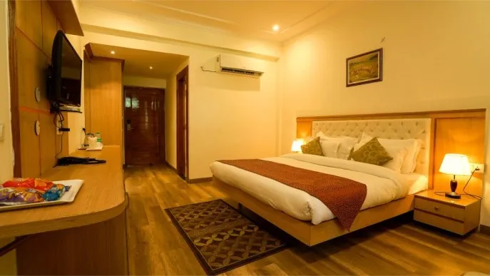 Aaroham The Watergate Hotel Bhimtal Room