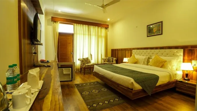 Aaroham The Watergate Hotel Bhimtal Room