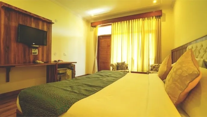 Aaroham The Watergate Hotel Bhimtal Room