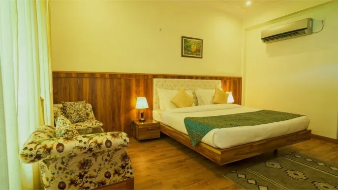 Aaroham The Watergate Hotel Bhimtal Room