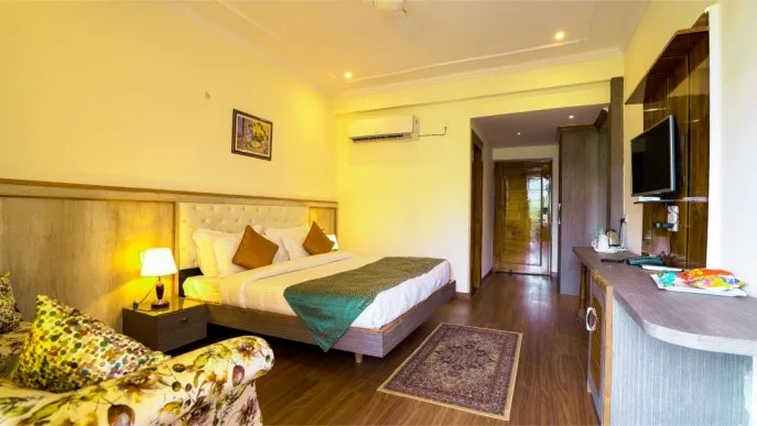 Aaroham The Watergate Hotel Bhimtal Room