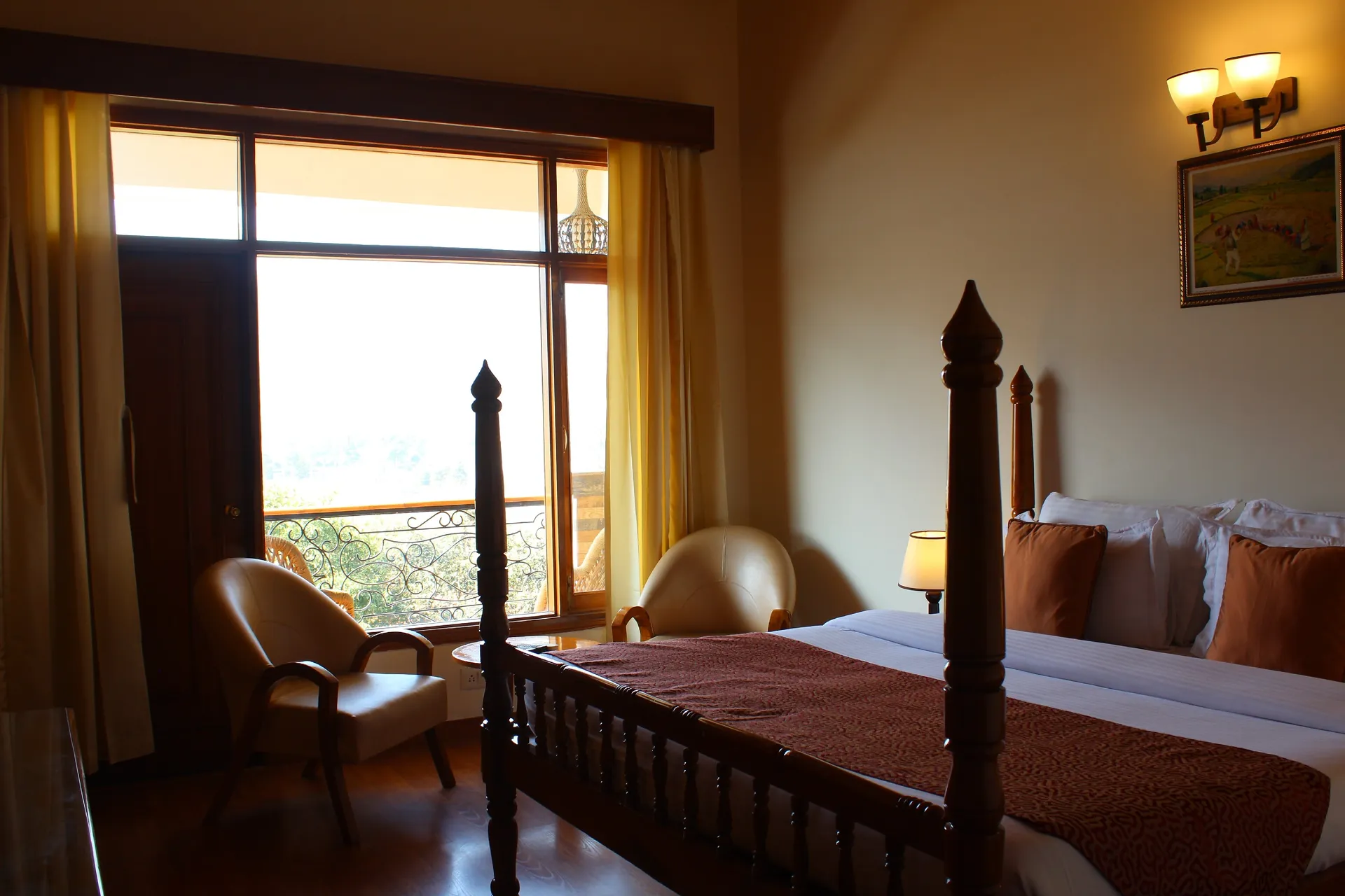 Aaroham The Watergate Hotel Bhimtal Room