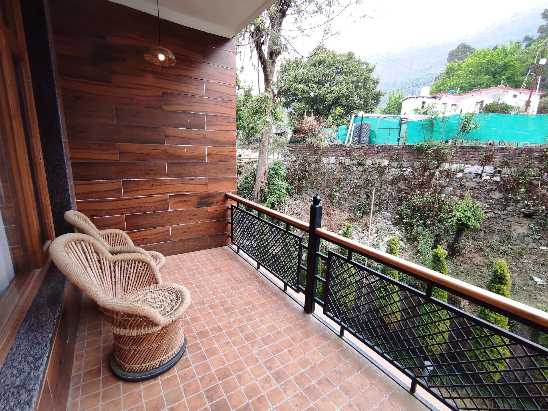 Aaroham The Watergate Hotel Bhimtal Views