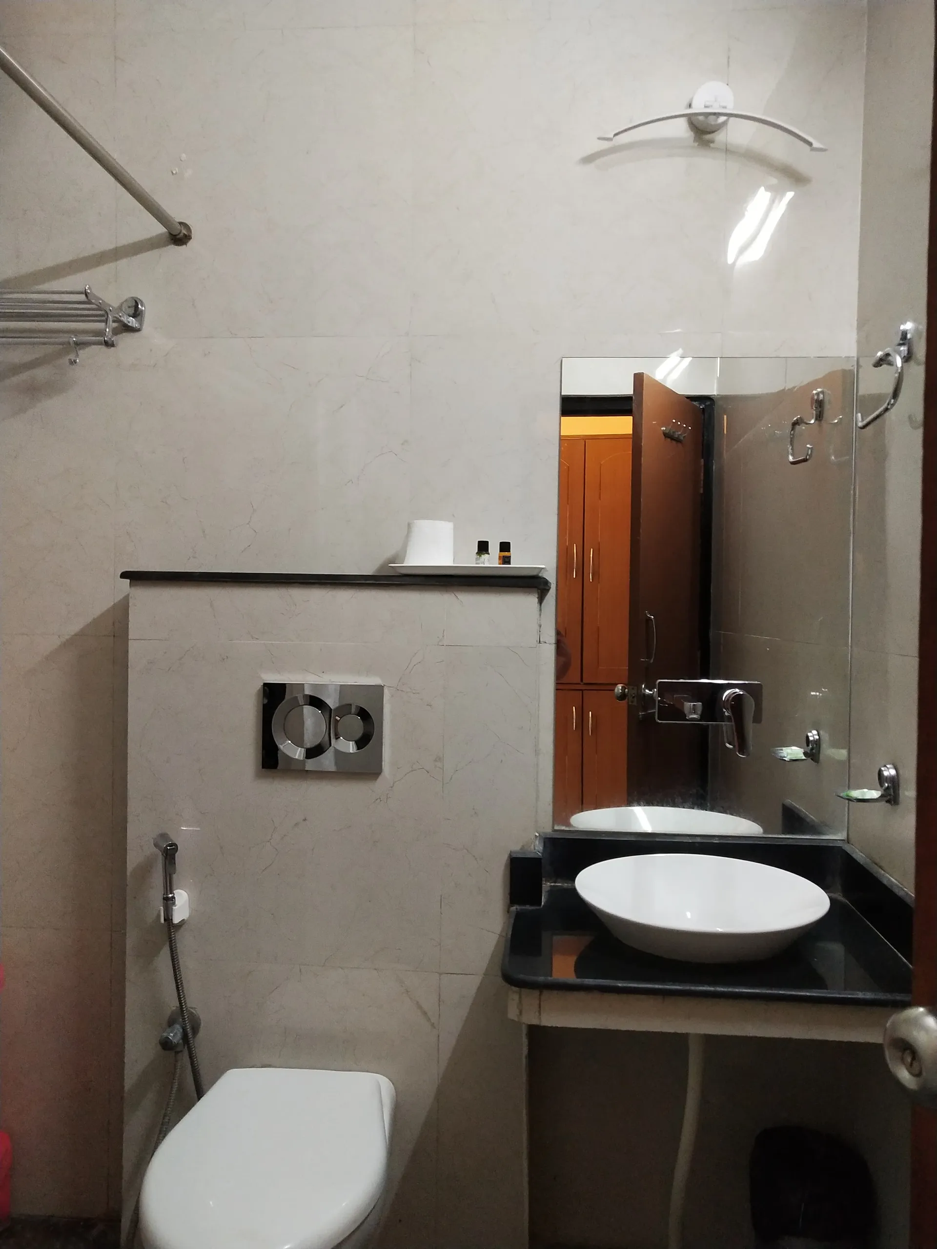 Hotel Maya Regency Bhimtal Room