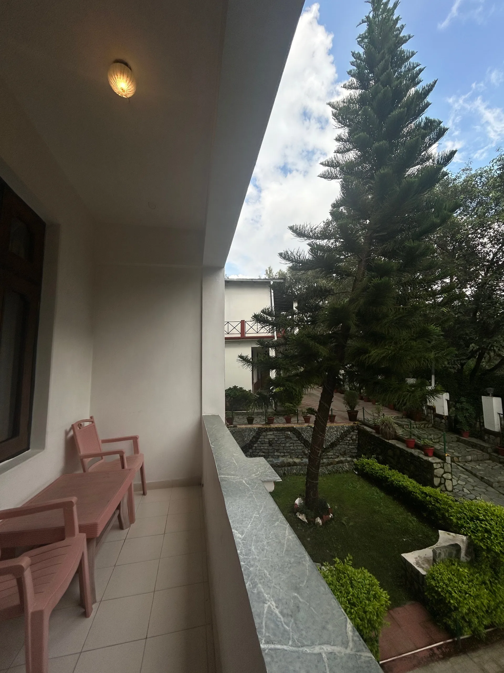 Hotel Maya Regency Bhimtal Room