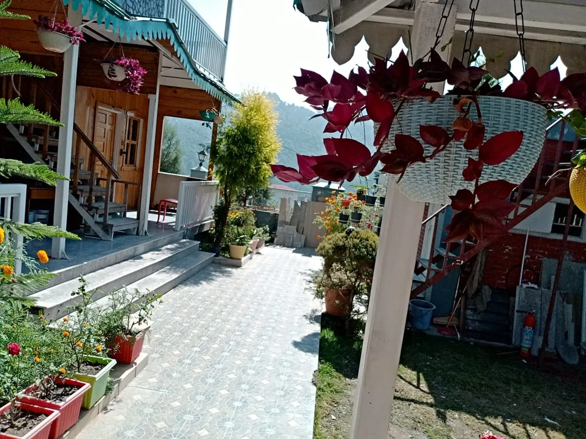 Mayadeep Homestay Parking