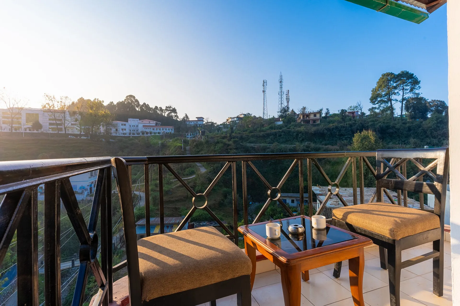 The Raikwal's Hotel & Restaurant Outdoors