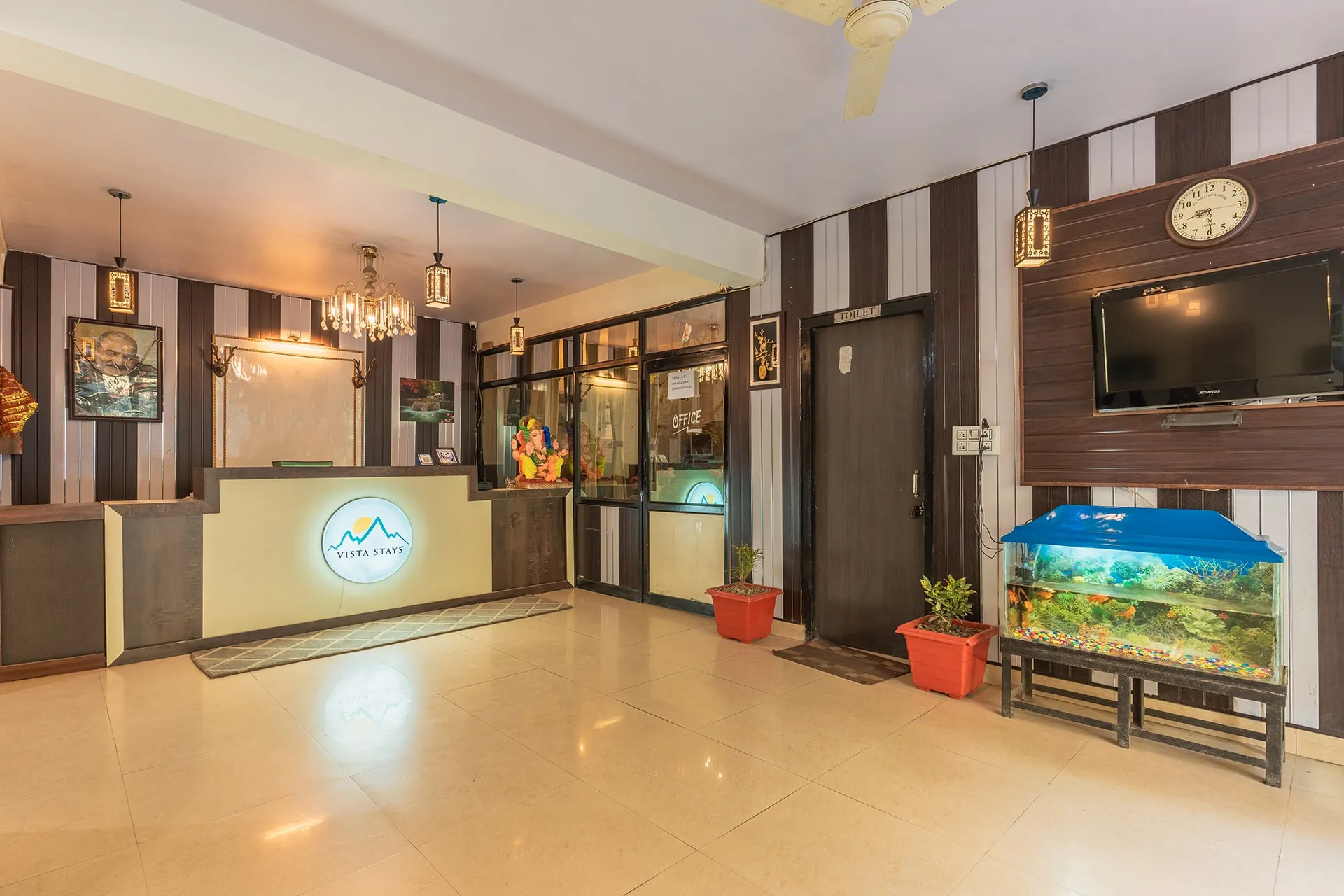 The Raikwal's Hotel & Restaurant Reception