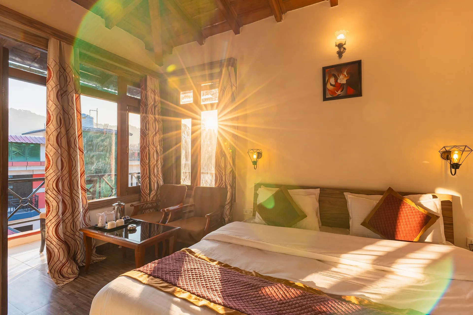 The Raikwal's Hotel & Restaurant Room