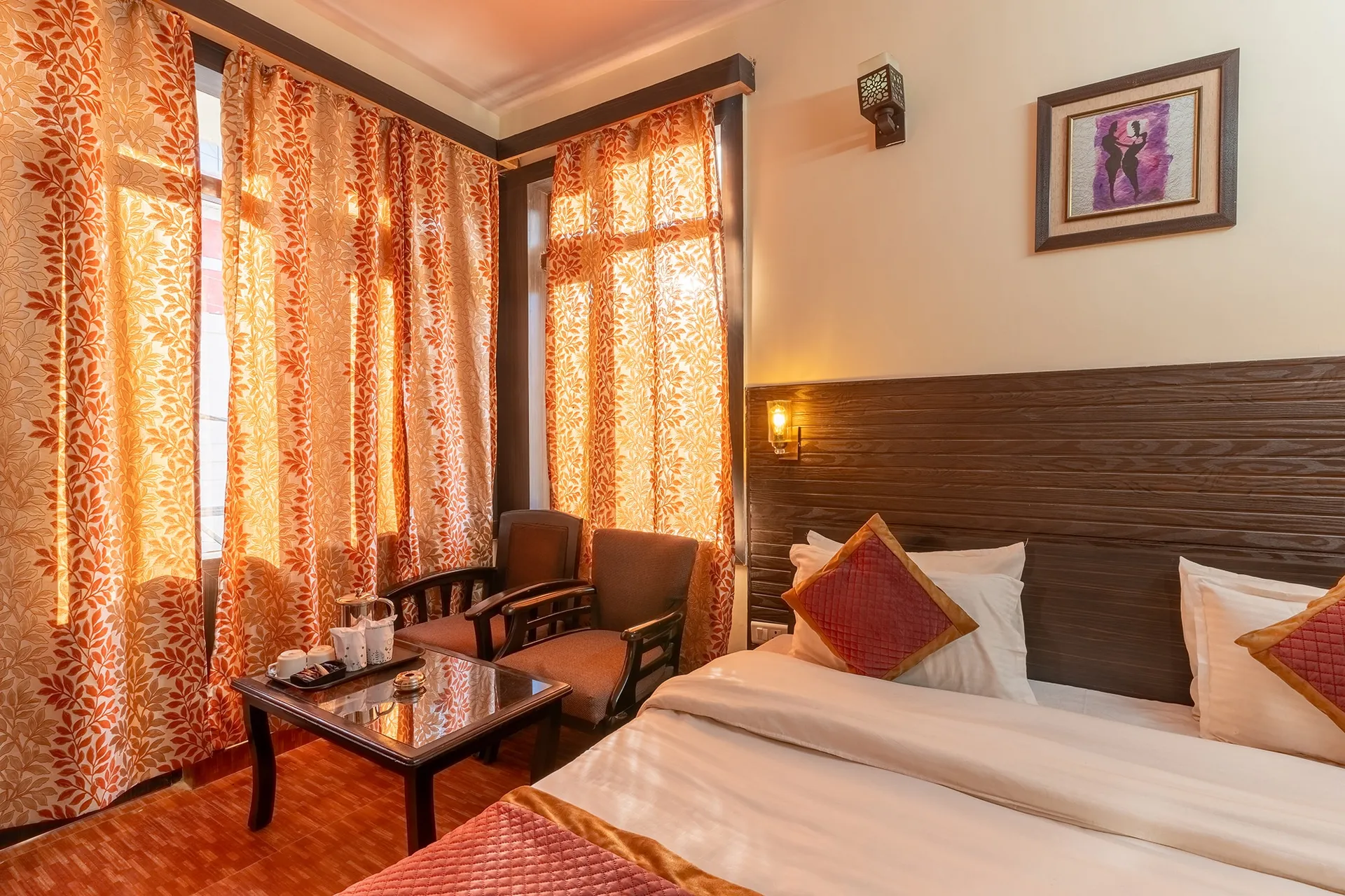 The Raikwal's Hotel & Restaurant Room
