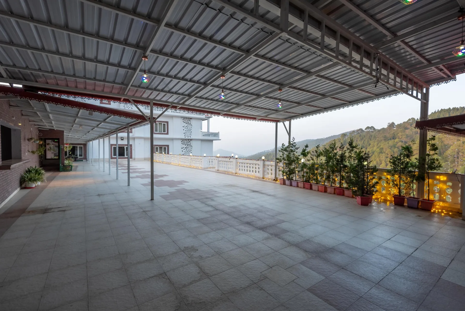 DLS Tehri Club Resort Banquet