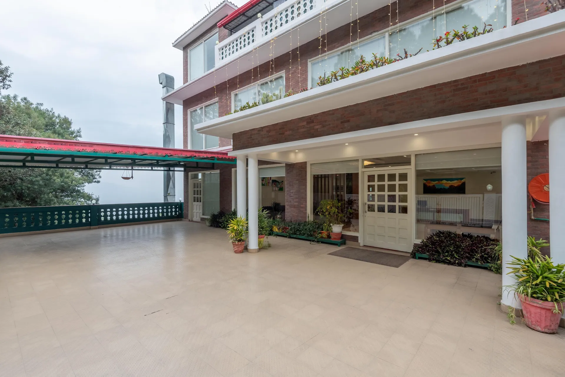 DLS Tehri Club Resort Entrance