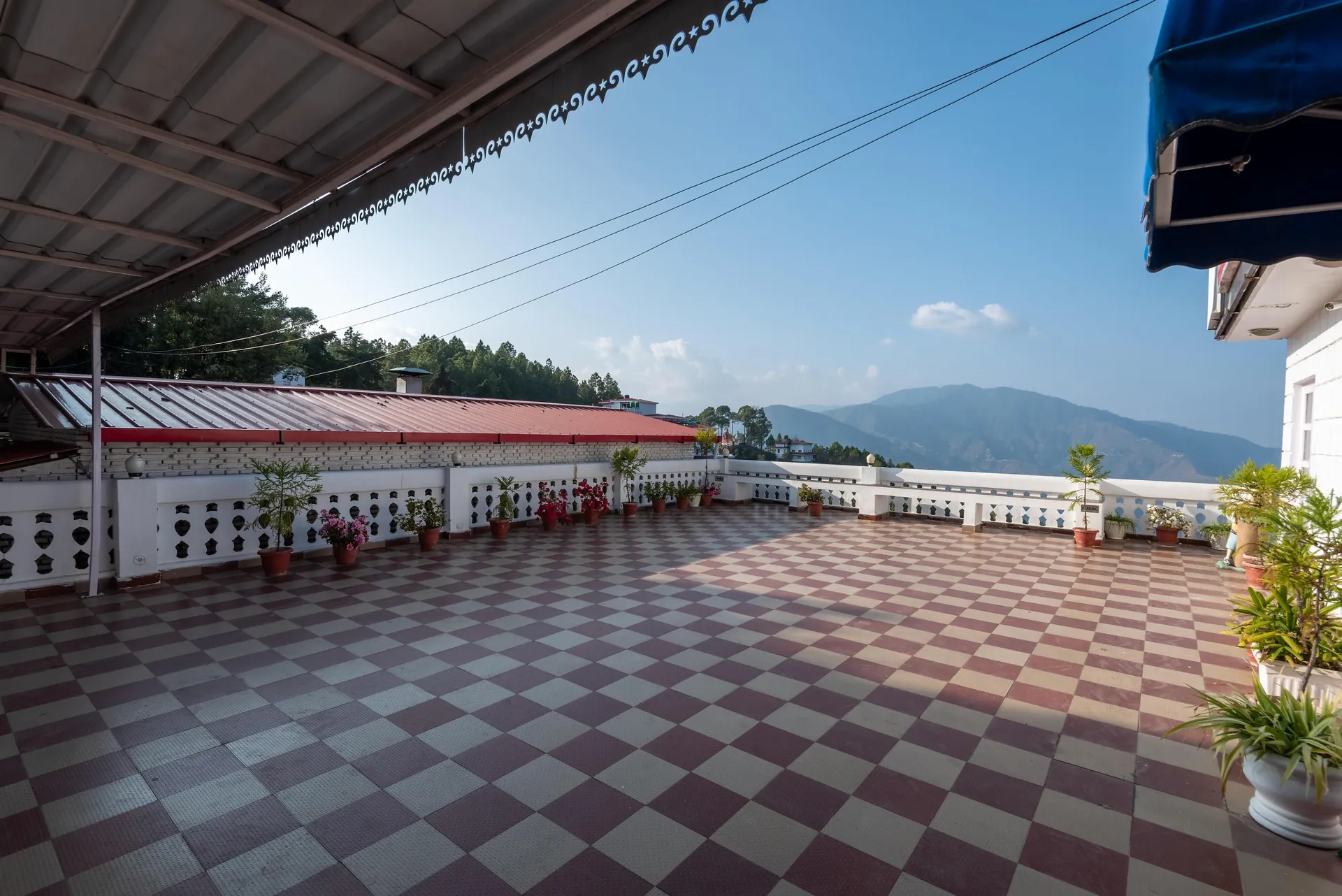 DLS Tehri Club Resort Parking