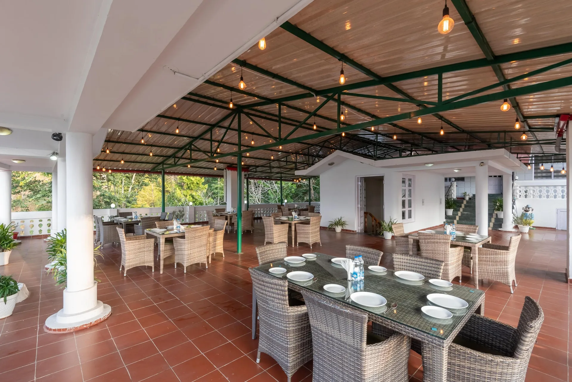 DLS Tehri Club Resort Restaurant