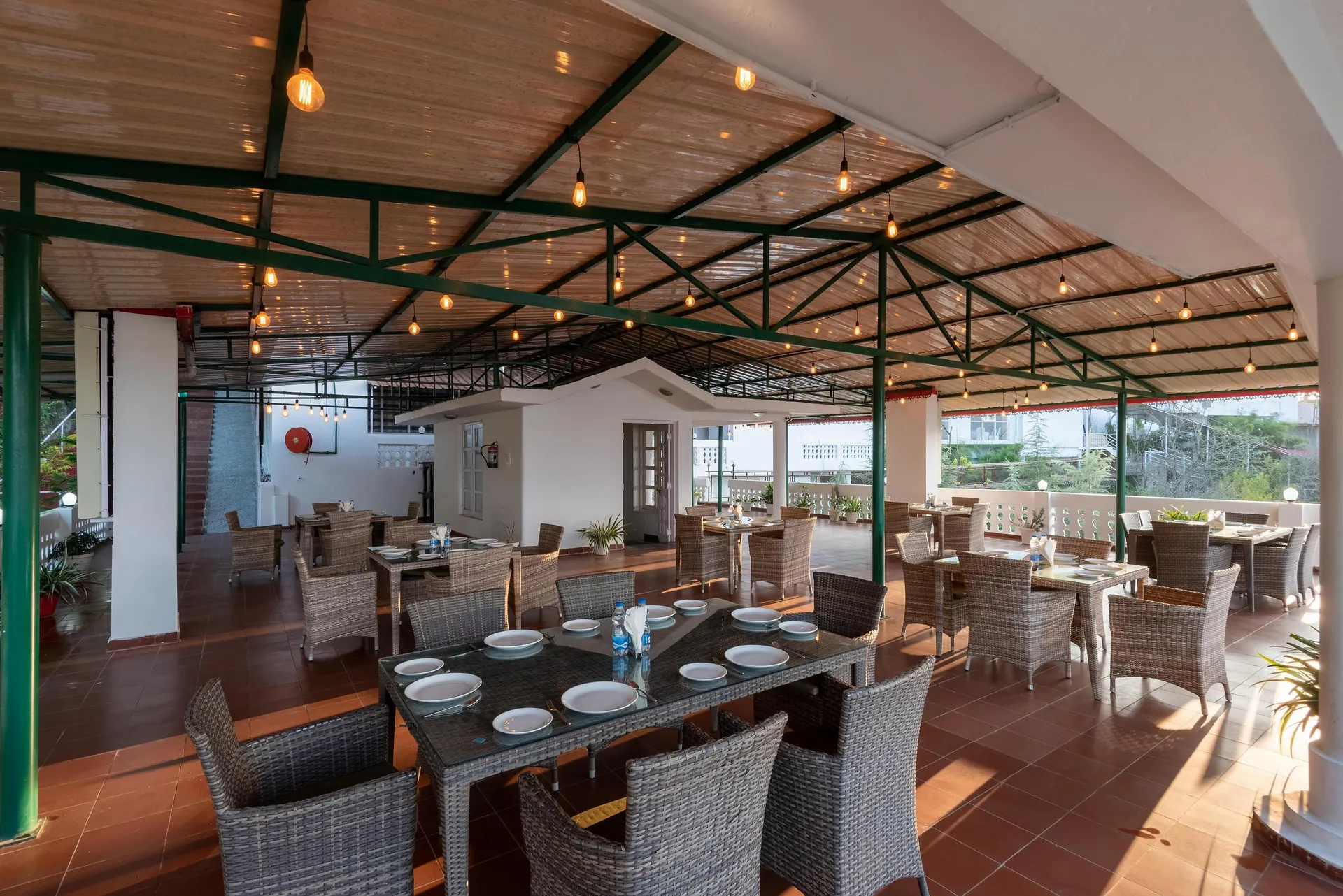 DLS Tehri Club Resort Restaurant