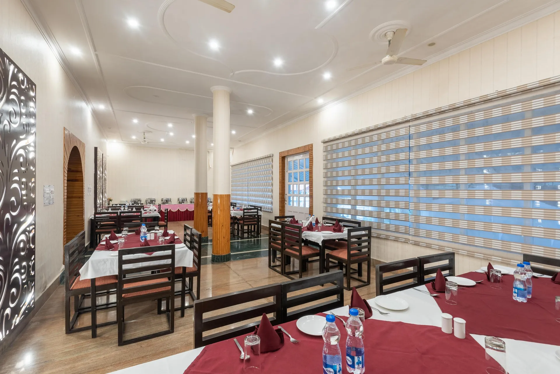 DLS Tehri Club Resort Restaurant