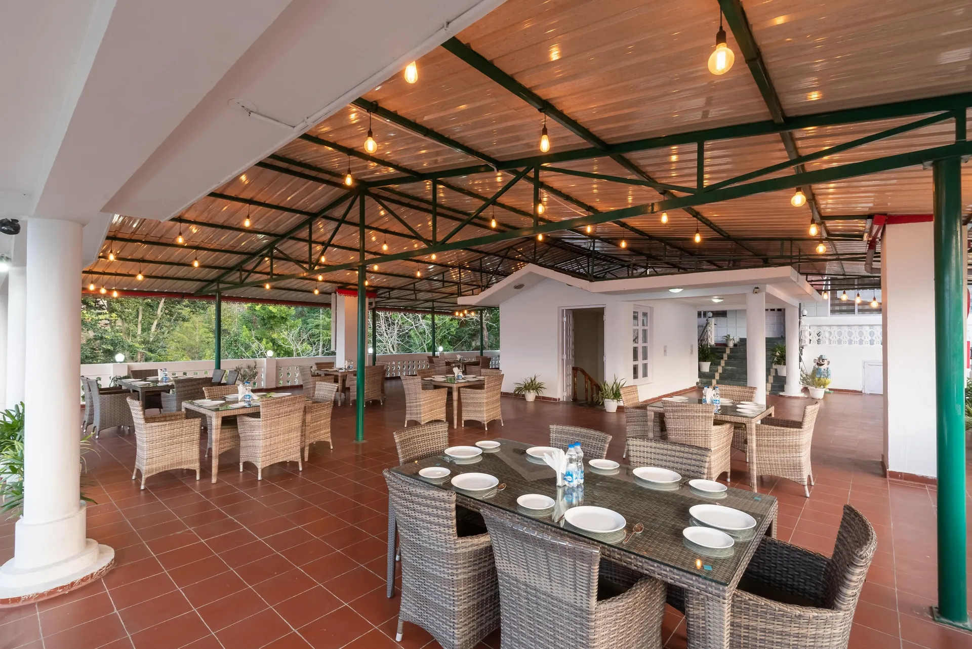 DLS Tehri Club Resort Restaurant