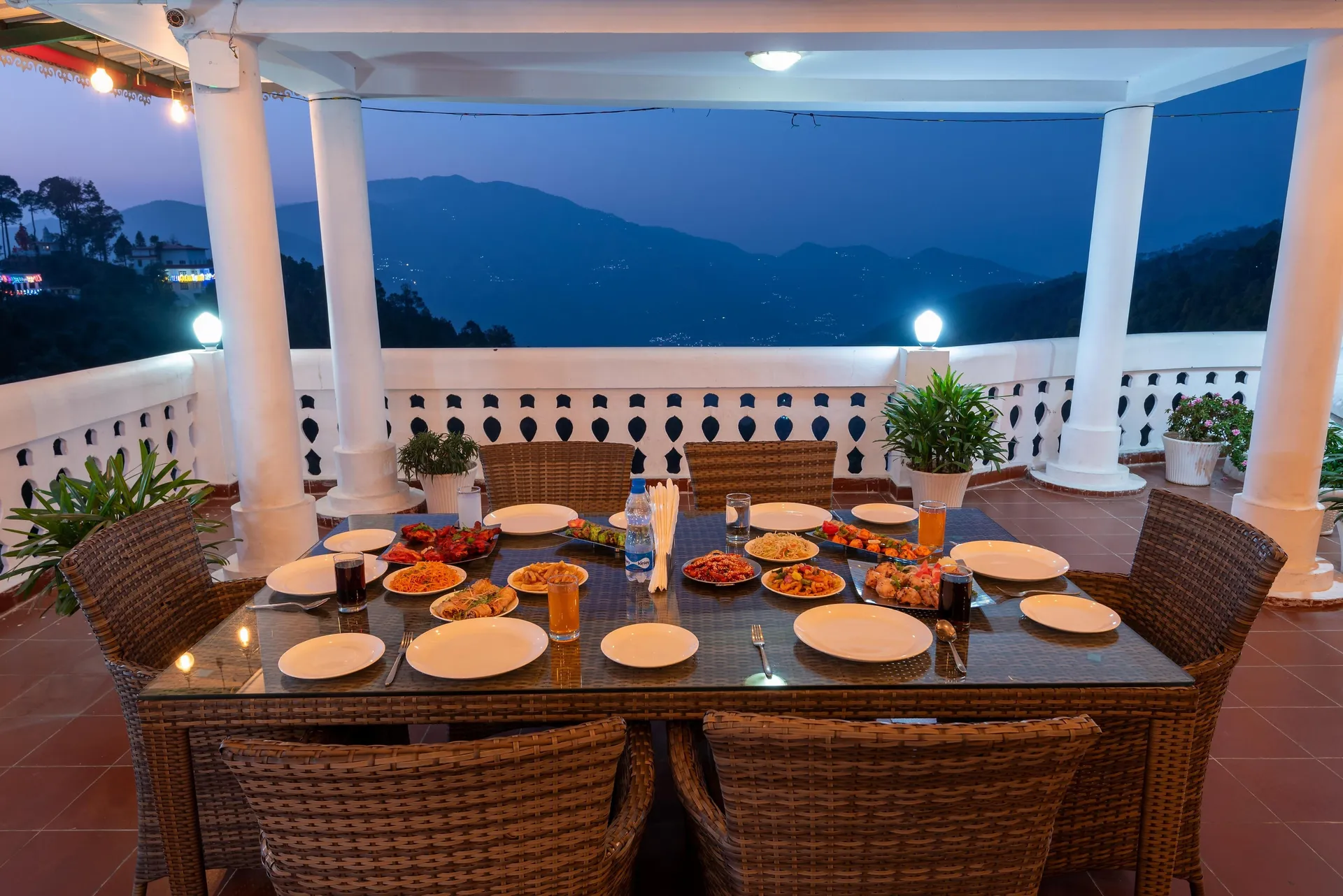 DLS Tehri Club Resort Restaurant