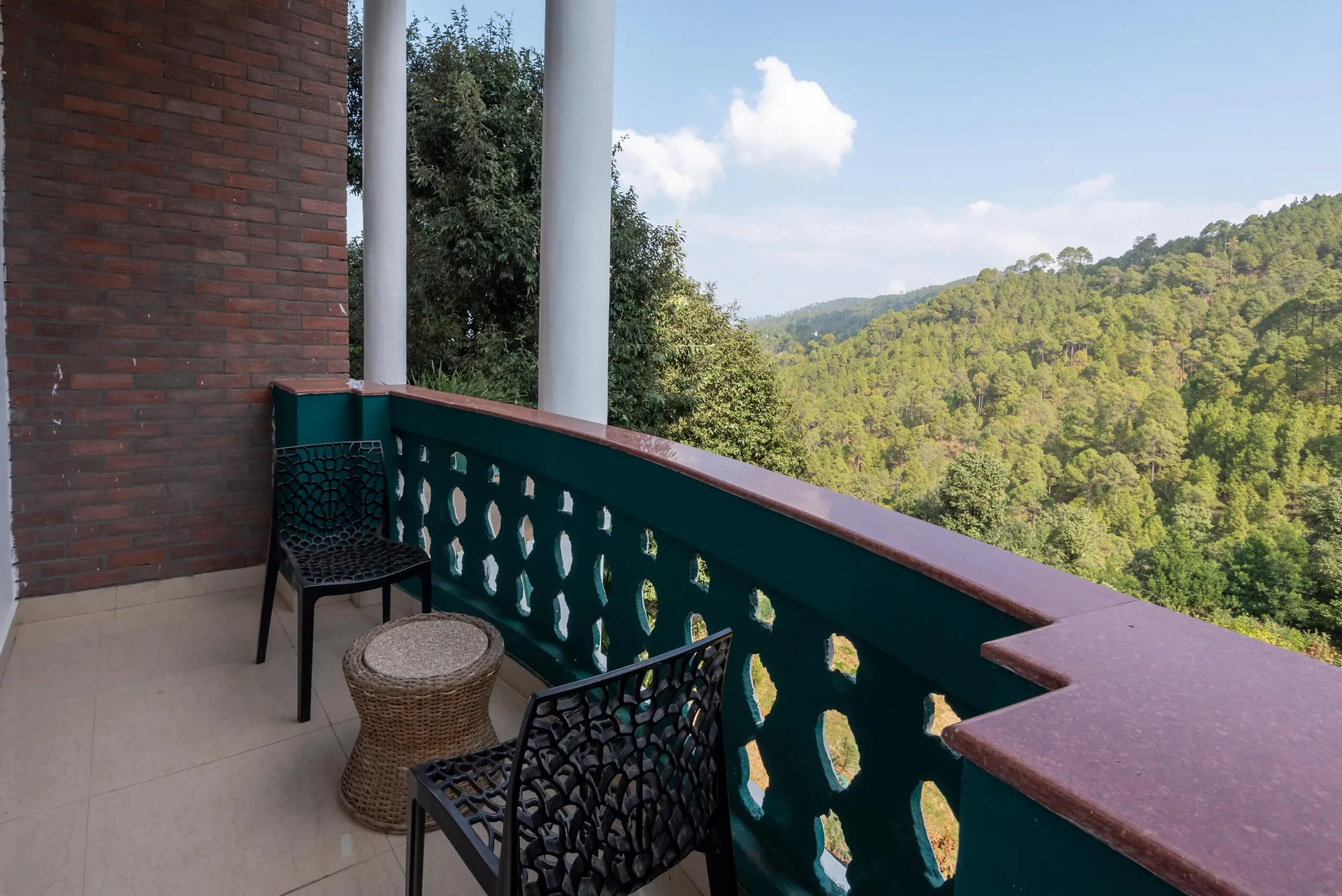 DLS Tehri Club Resort Room